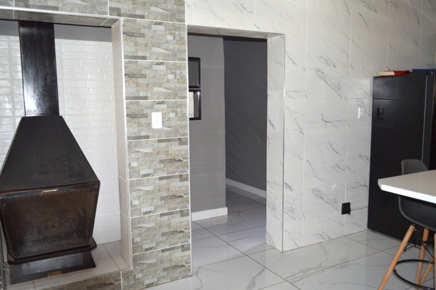 4 Bedroom Property for Sale in Wilkoppies North West